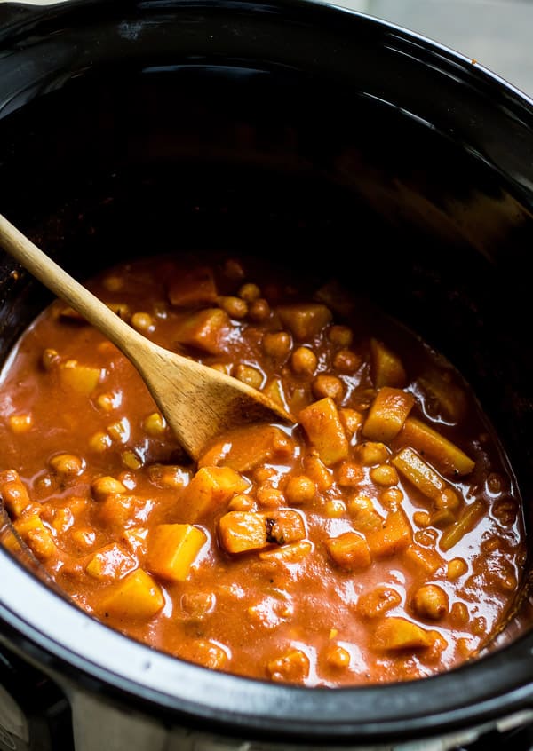 vegan crockpot moroccan chickpea stew