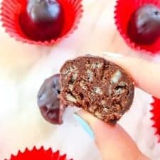 Clean-eating hazelnut truffle (copycat Ferrero Rocher)
