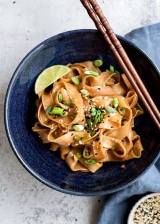 sweet and sour chilli garlic noodles