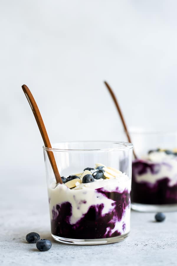 vegan blueberry cheesecake jars