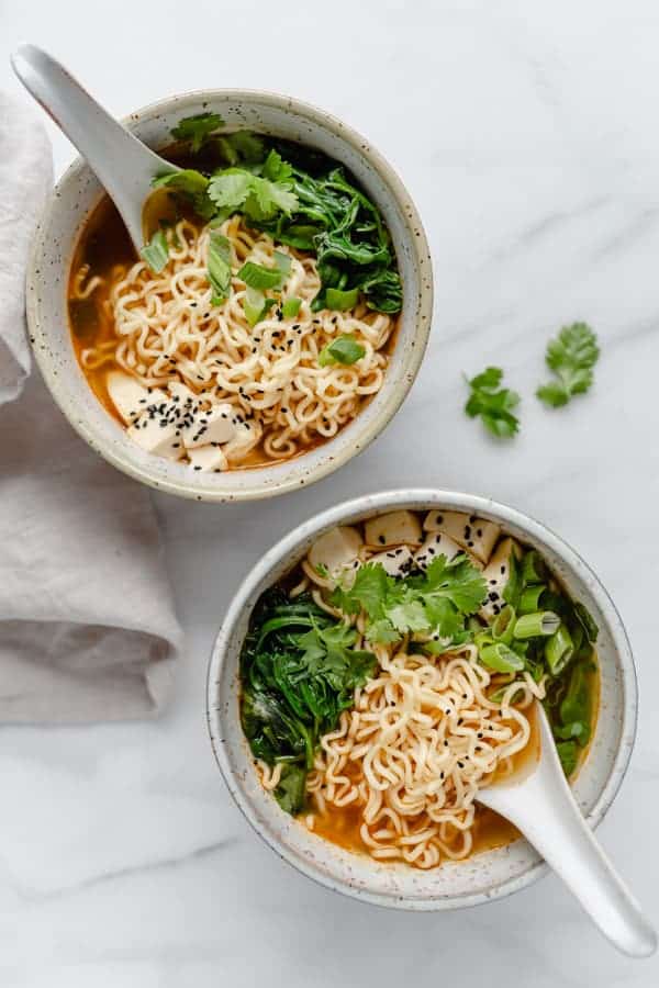 Ramen Noodle Soup To Go (Easy)