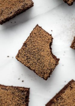 healthy quinoa brownies