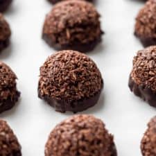 No-Bake Chocolate Macaroons