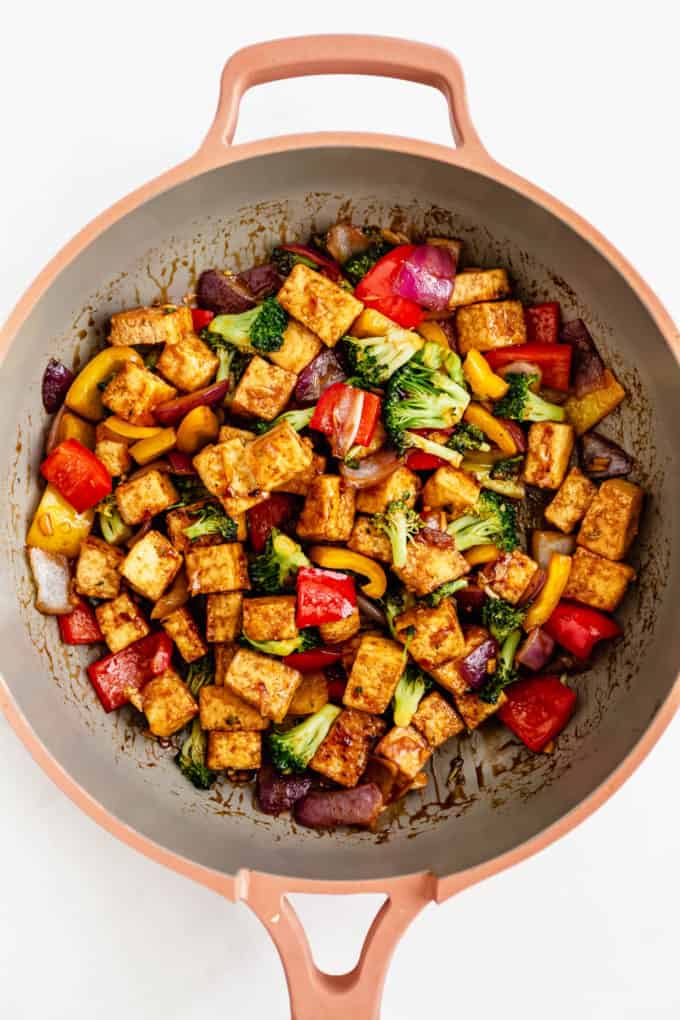 tofu stir fry in a pan