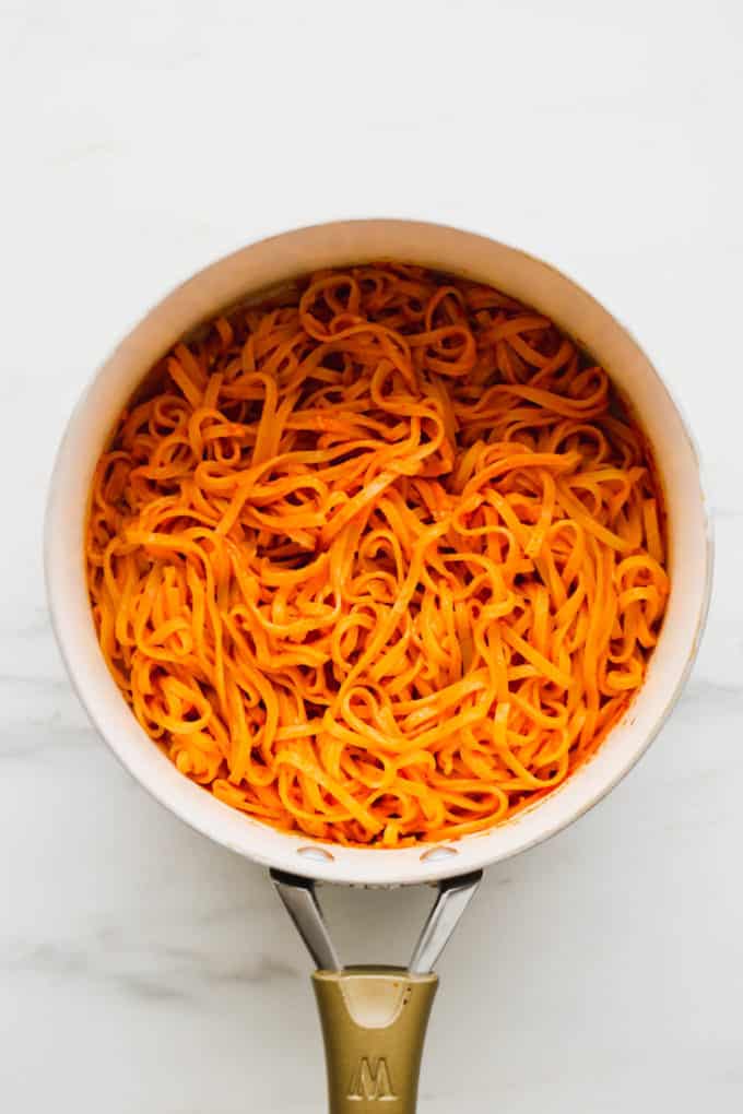 Thai Red Curry Noodles in a white pot