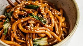 Quick Yaki Udon (Stir-Fried Udon Noodles) - Beyond Kimchee