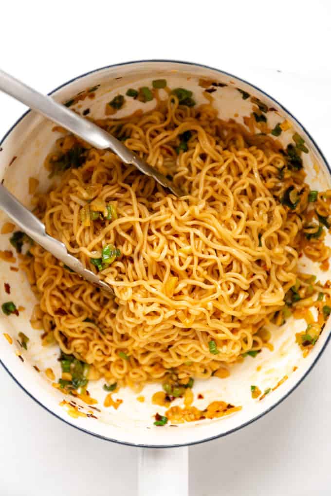 spicy chili oil noodles in a white pot