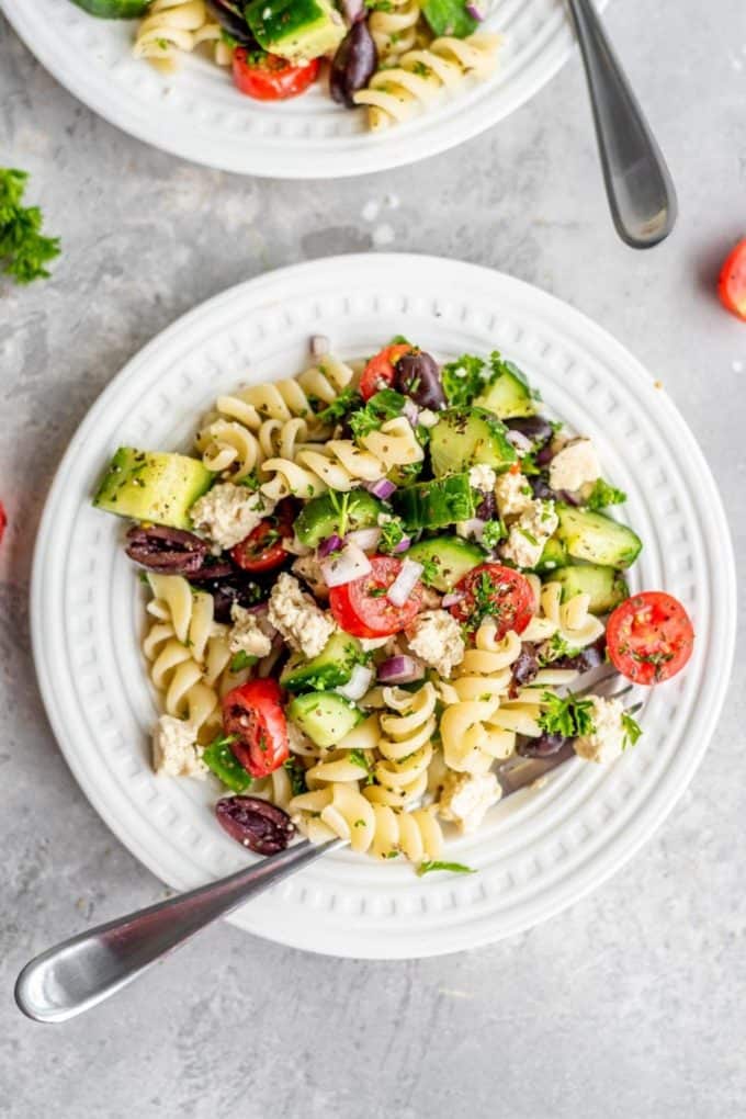 greek pasta salad with cucumbers and tomatoes